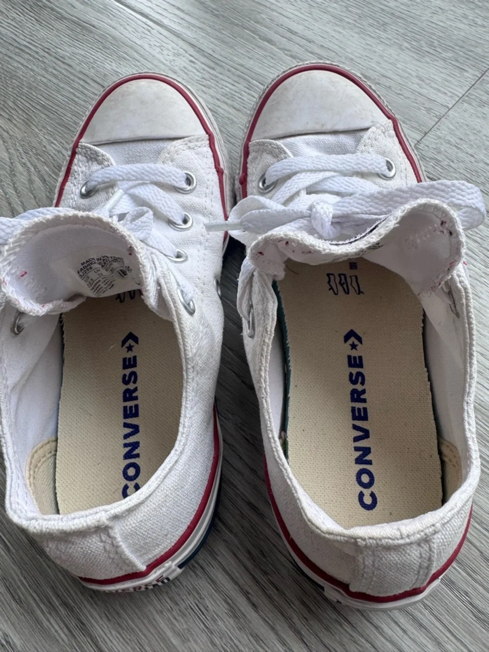 CONVERSE KIDS' CHUCK TAYLOR ALL STAR CLASSIC LOW TOP SHOES Size 12.5
